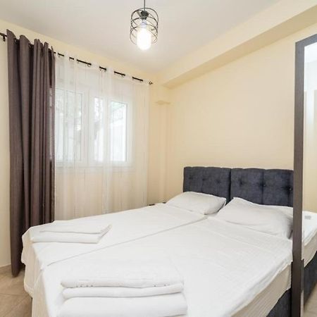 Thea Apartments Nea Iraklitsa Eksteriør billede